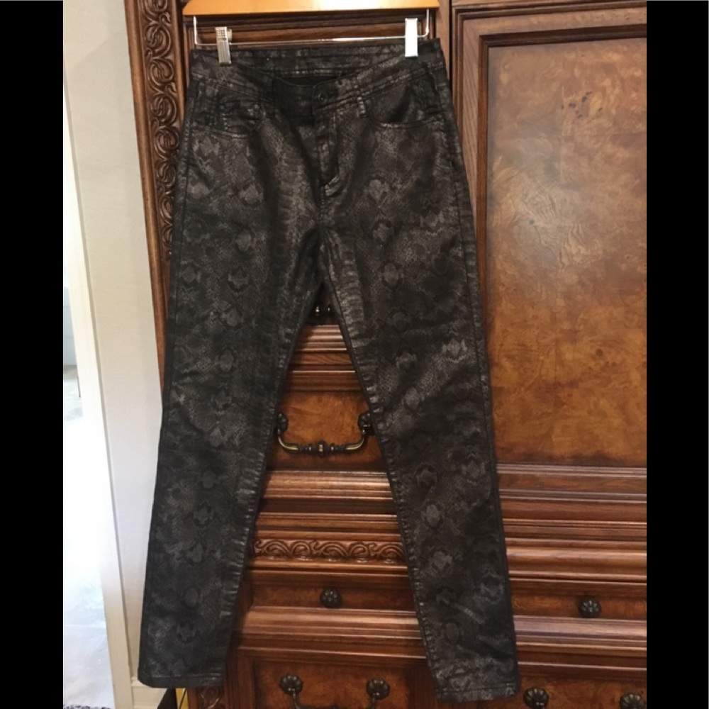 Buffalo Python Black Skinny Jeans Size 6/28